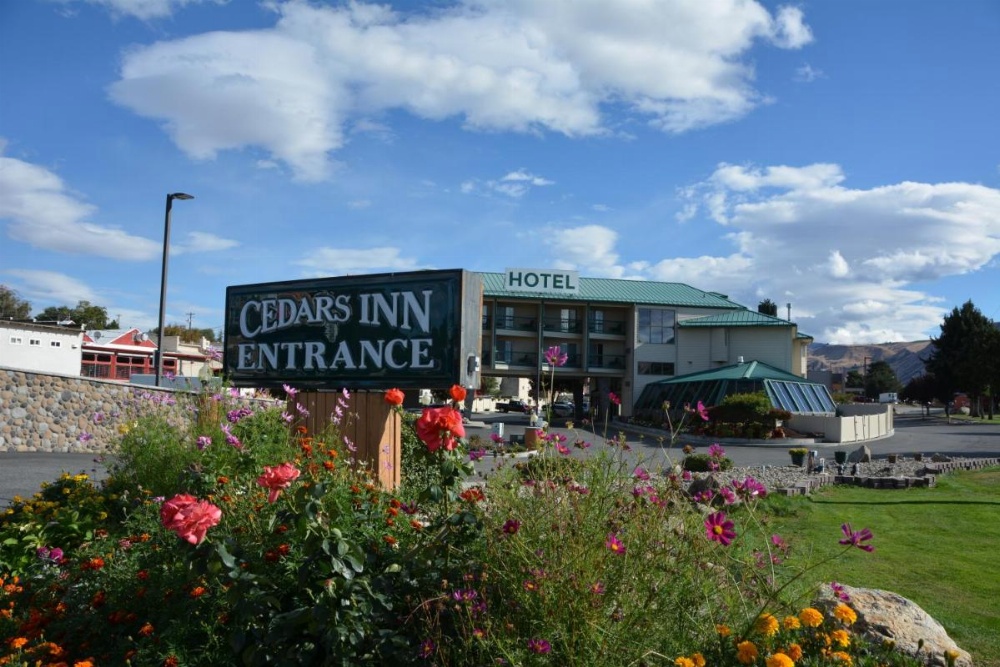 Cedars Inn Image 50